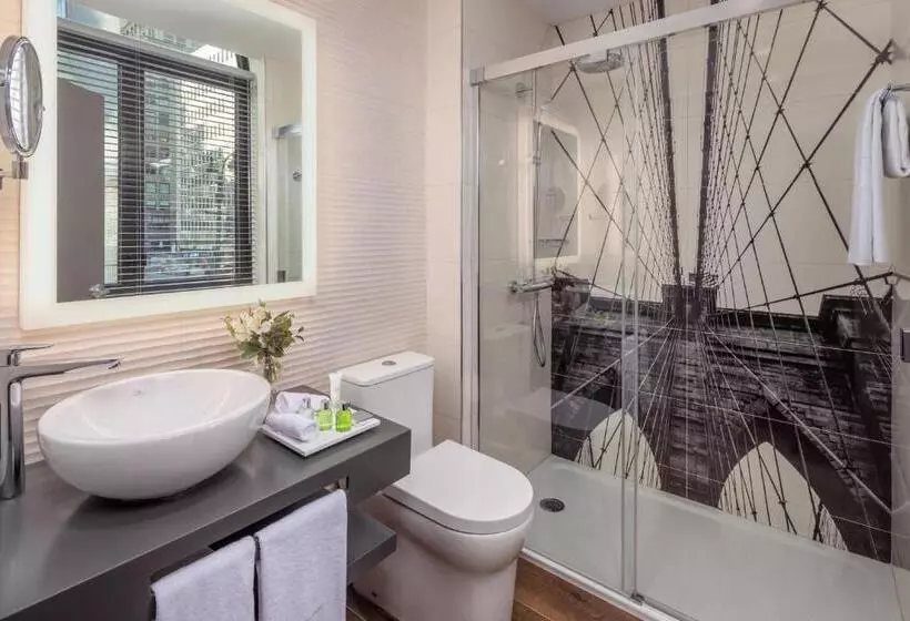 Premium Room City View, NH Collection New York Madison Avenue