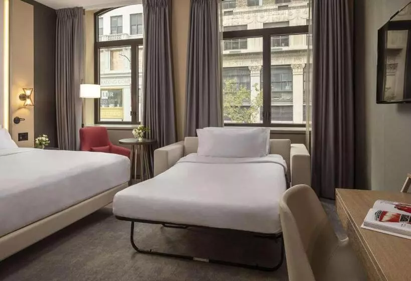 Premium Kolmen Hengen Huone, NH Collection New York Madison Avenue
