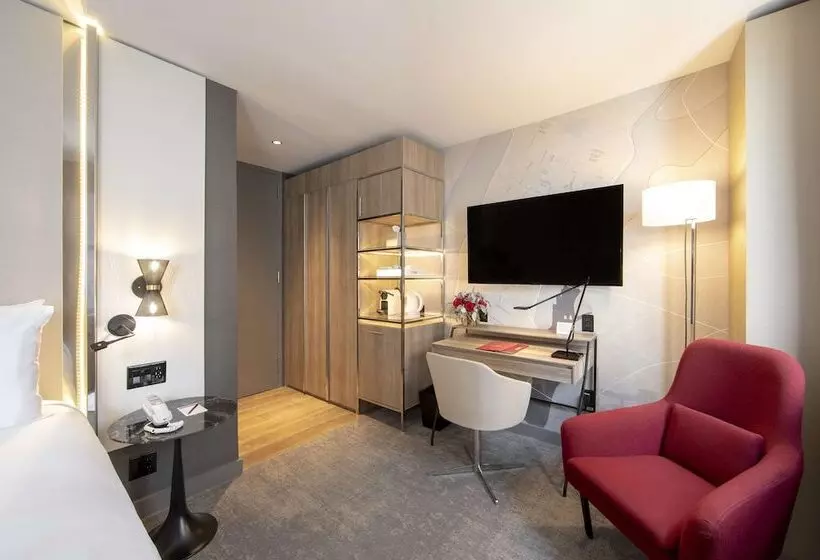 Superior-huone, NH Collection New York Madison Avenue