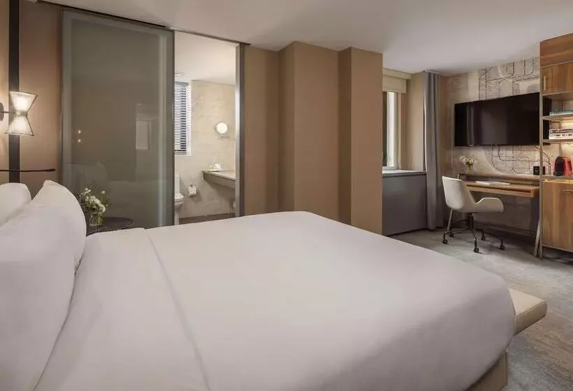 Premium Room City View, NH Collection New York Madison Avenue