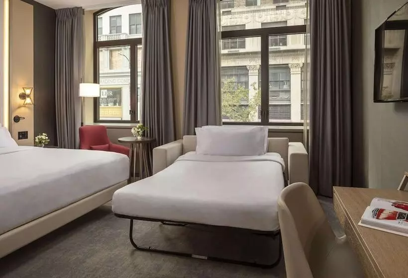 Premium Kolmen Hengen Huone, NH Collection New York Madison Avenue