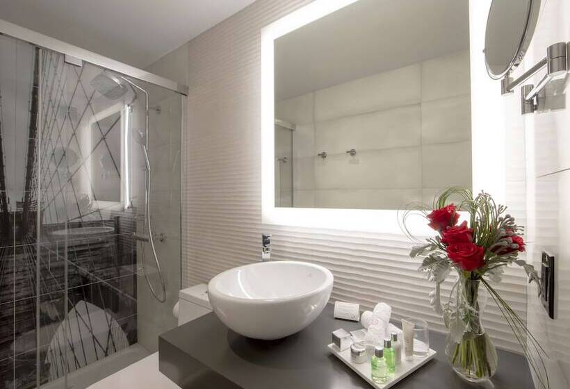 Premium room with view, NH Collection New York Madison Avenue