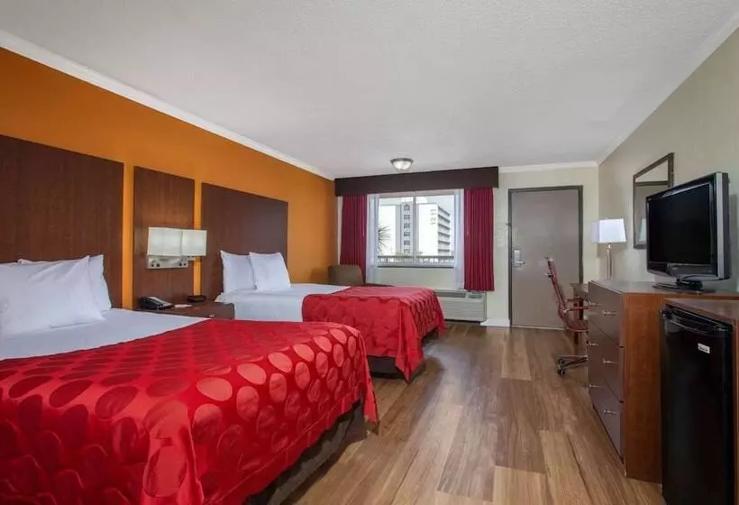 ２ダブルベッドのスタンダードルーム, Ramada By Wyndham Tampa Westshore Airport South