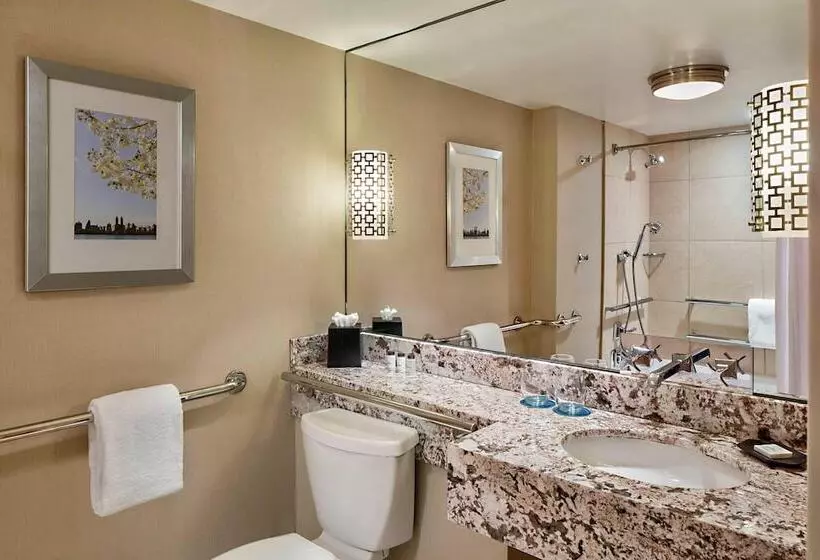 Superior-huone, Sheraton New York Times Square