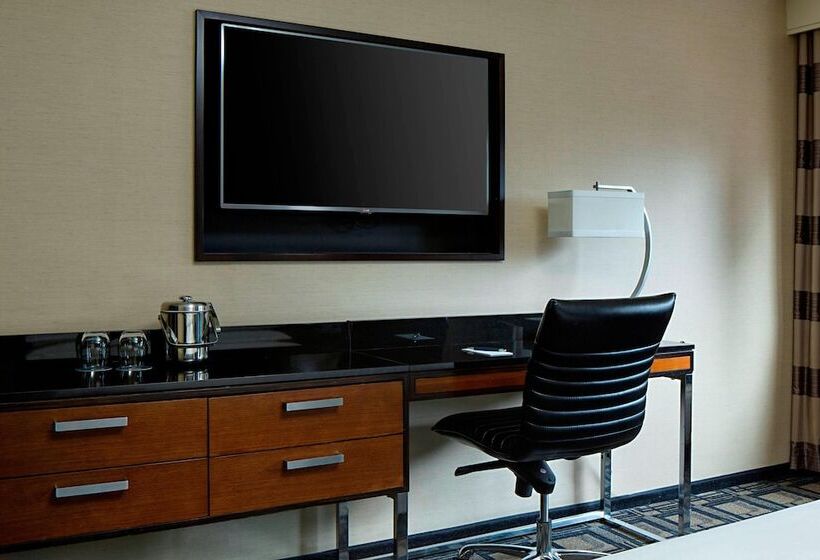 俱乐部房间, Sheraton New York Times Square