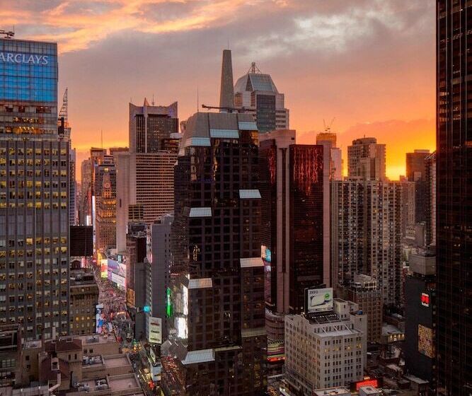 俱乐部房间, Sheraton New York Times Square