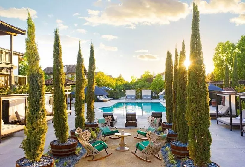 اتاق پریمیوم با بالکن, The Lodge At Sonoma Resort, Autograph Collection