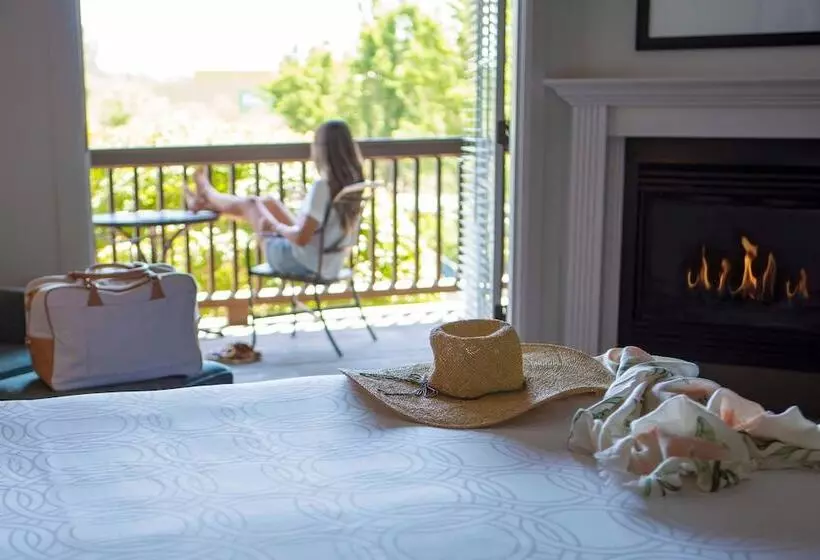 اتاق پریمیوم با بالکن, The Lodge At Sonoma Resort, Autograph Collection
