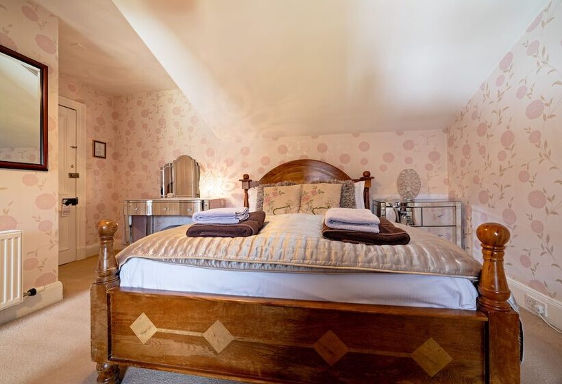 标准间, The Rowan Tree Country