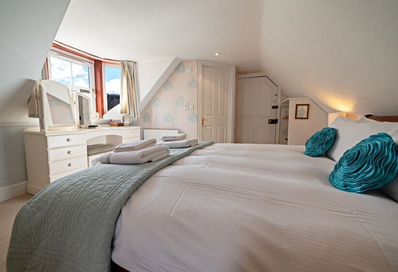 标准间, The Rowan Tree Country