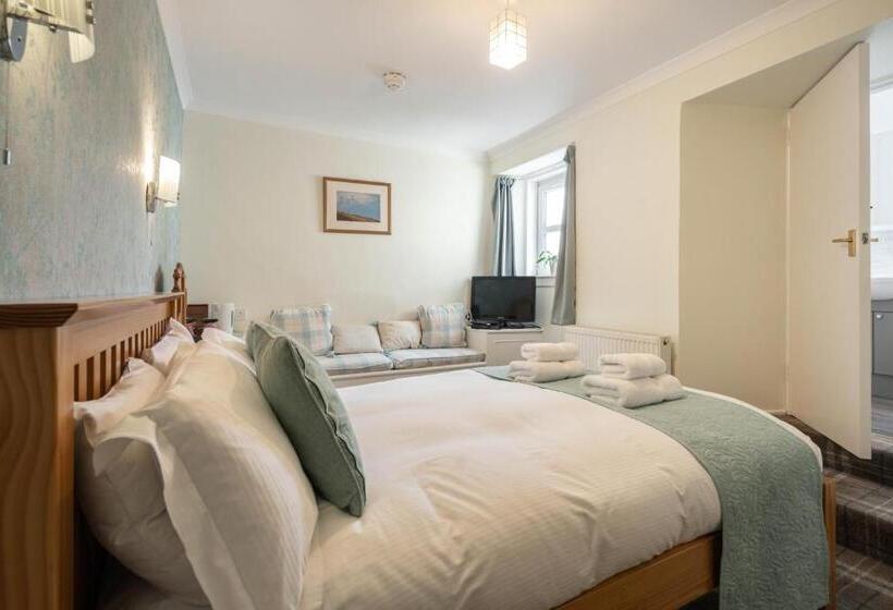 标准间, The Rowan Tree Country