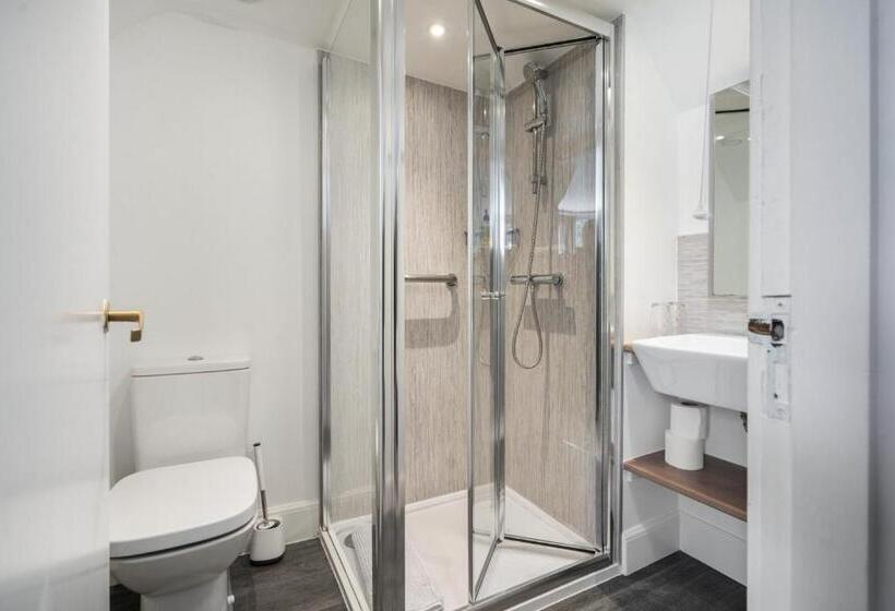 带大床的高级房间, The Rowan Tree Country