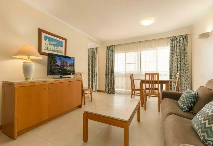 سوئیت سینیور, Interpass Vau Hotel Apartamentos