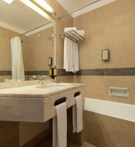 سوئیت سینیور, Interpass Vau Hotel Apartamentos