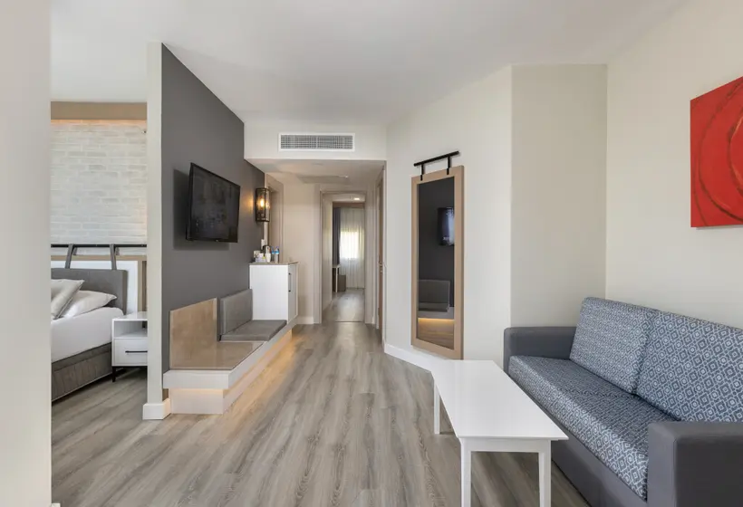 Perhehuone, Limak Arcadia Sport Resort Belek