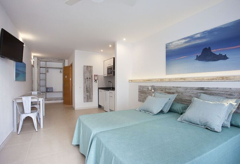 스탠다드 스튜디오, Playa Bella Apartments