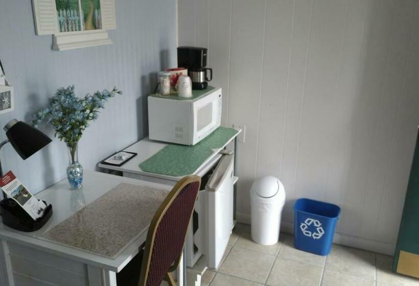 غرفة ديلوكس, Midway Lodging