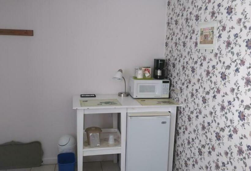 Стандартный Номер Кровать Кинг, Midway Lodging