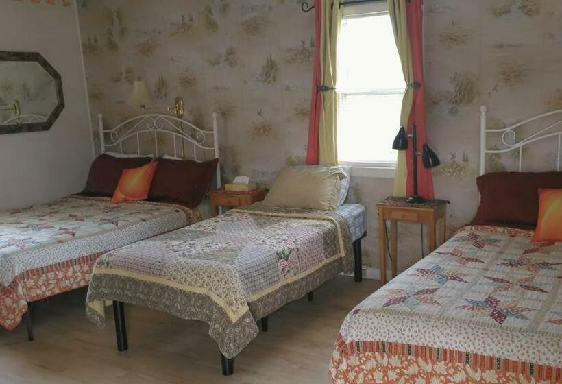 غرفة عائلية, Midway Lodging