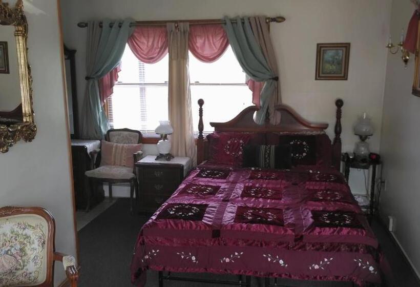 Номер Deluxe, Midway Lodging