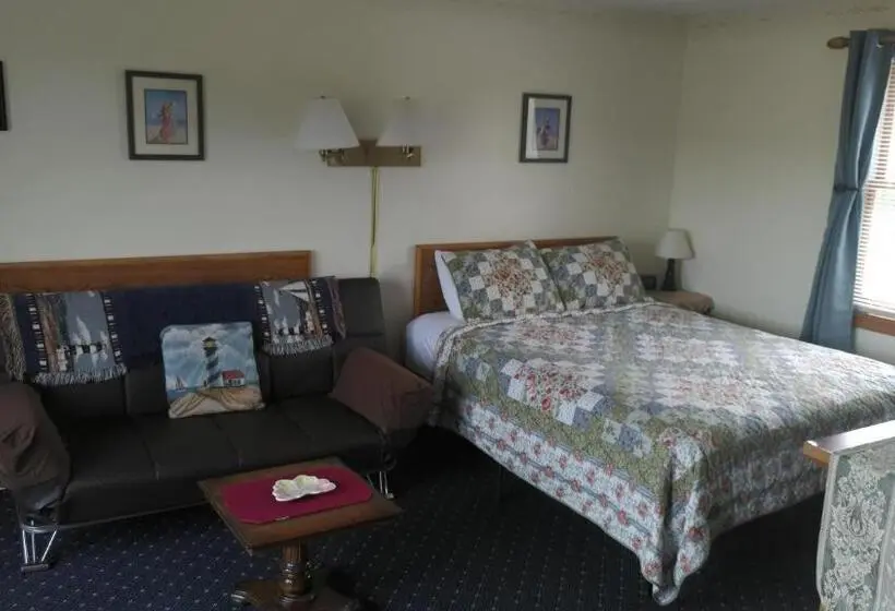バルコニー付きデラックスルーム, Midway Lodging