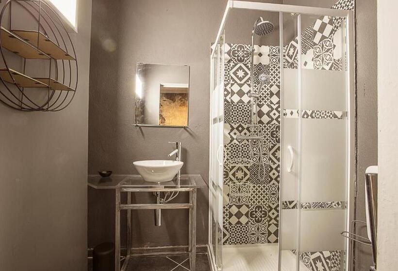 Номер Стандарт, Il Giramondo