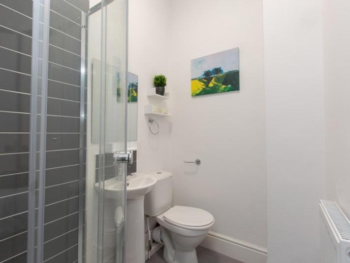 スタンダードルーム, Townhouse @ 166 Ruskin Road Crewe