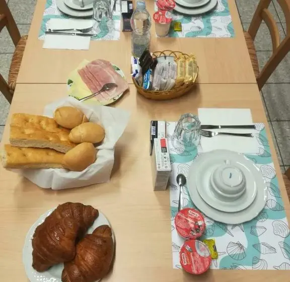 スタンダードシングルルーム, Casa Per Ferie Nostra Signora Tonfano