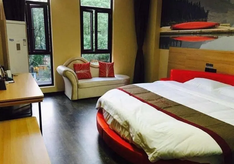 ロマンチックな部屋, Thank Inn Plus Hotel Shandong Liaocheng Railway Station