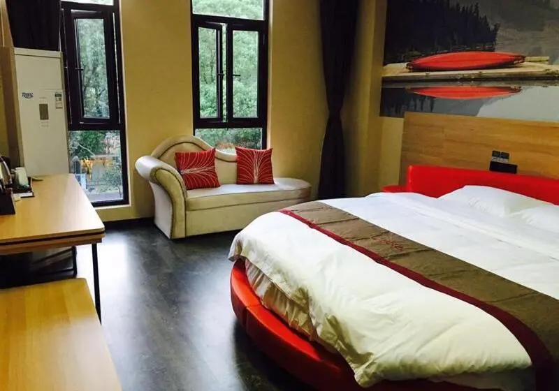 ロマンチックな部屋, Thank Inn Plus Hotel Shandong Liaocheng Railway Station
