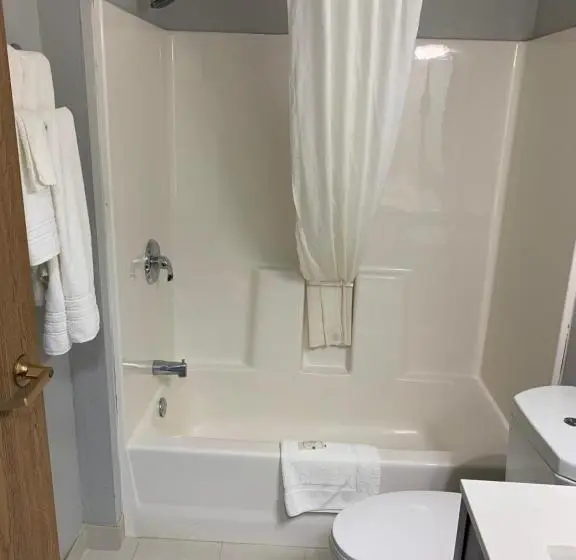 スタンダードルーム, Quality Inn Owatonna Near Medical Center