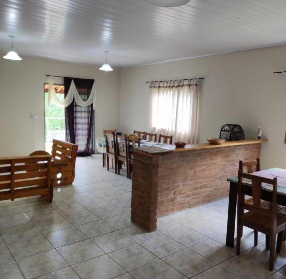 2间卧室的房子, Residencial Das Araucárias