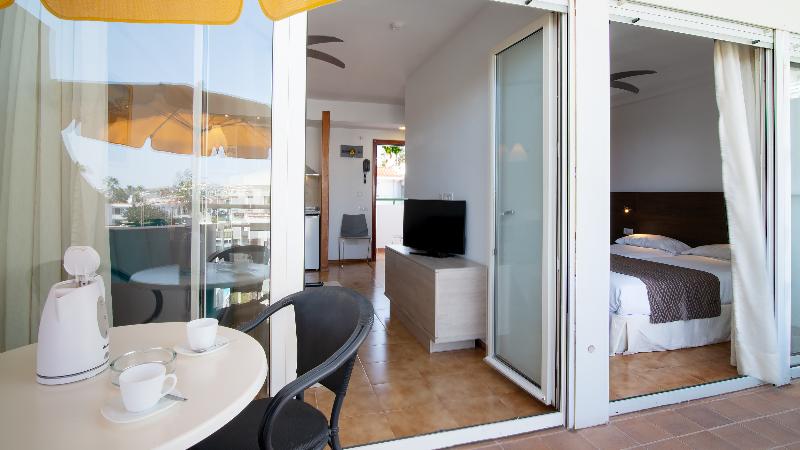 サイドシービュー１ベッドルームアパートメント, Apartamentos Montemayor