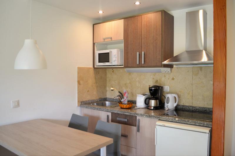 １ベッドルームアパートメント, Apartamentos Montemayor