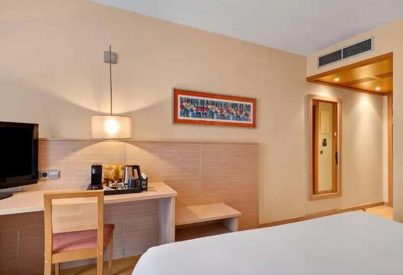 اتاق سوپریور, B&B HOTEL Tarragona Valls