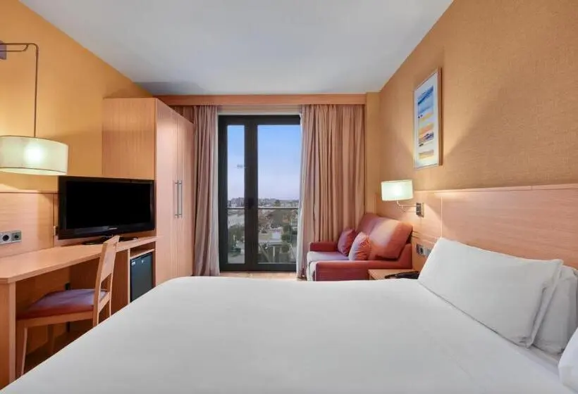 اتاق خانوادگی, B&B HOTEL Tarragona Valls