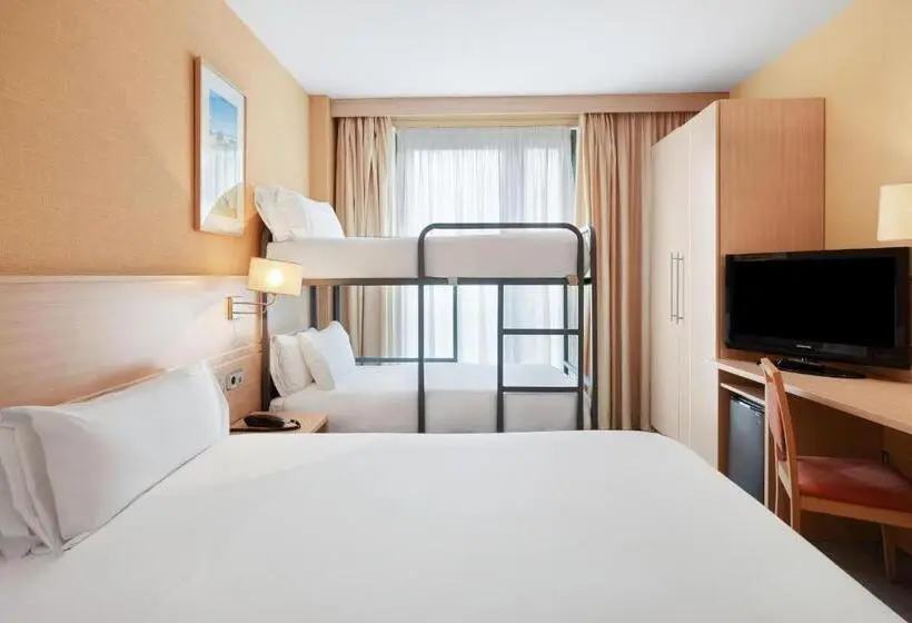 Standard Quadruple Room