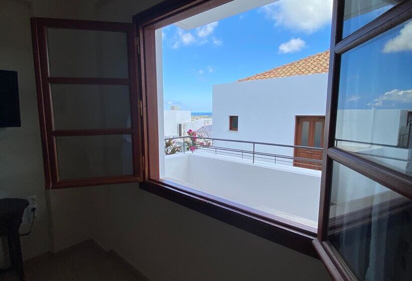 סוויטת ג'וניור צדדית נוף לים, Amazones Village Suites