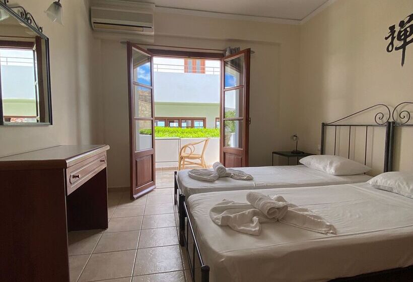 جناح مطلّ علي الحديقة, Amazones Village Suites