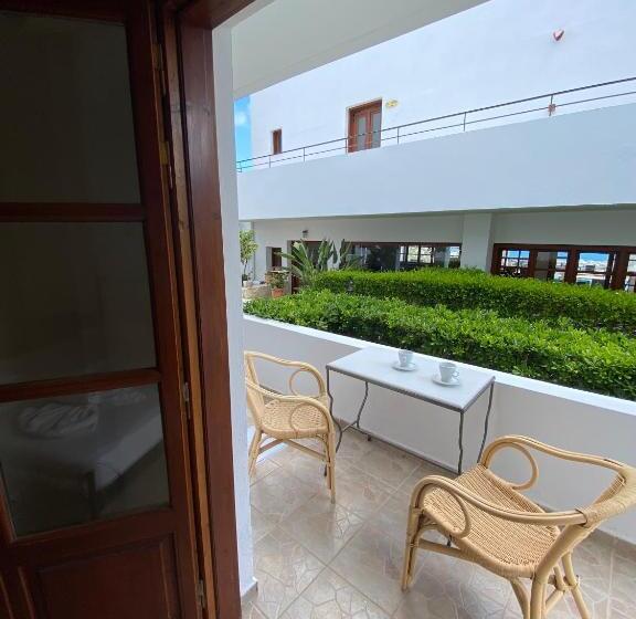 סוויטת ג'וניור נוף לגינה, Amazones Village Suites