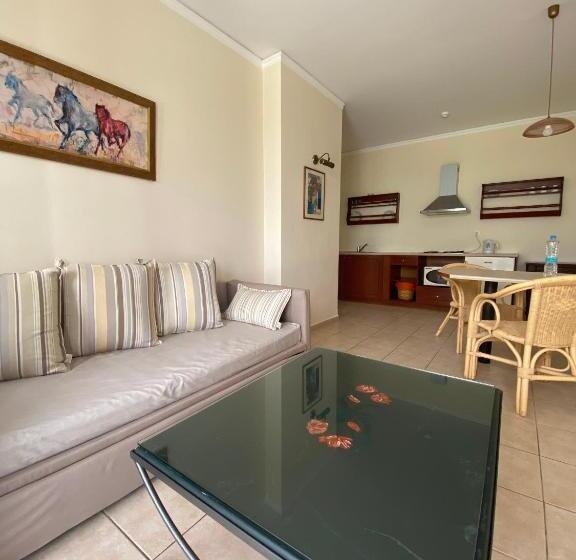 סוויטה נוף לגינה, Amazones Village Suites