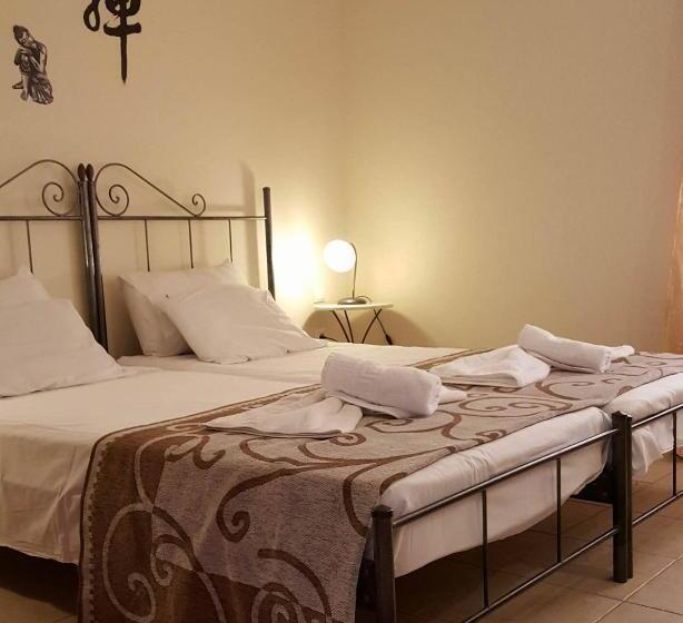 스위트, Amazones Village Suites