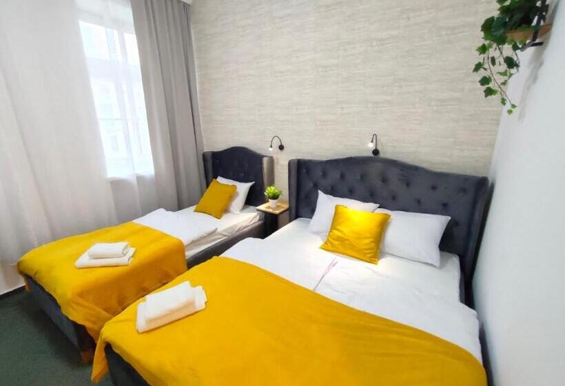 Quarto Triplo Estandar, Great Polonia Wrocław Tumski