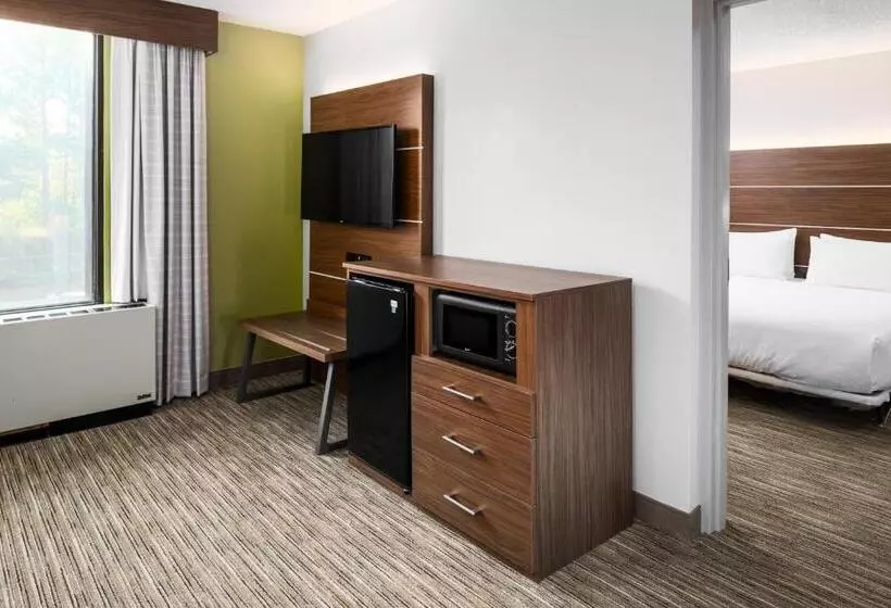 اتاق لوکس, Holiday Inn Express Atlanta Airport College Park, An Ihg