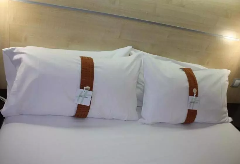 اتاق استاندارد, Holiday Inn Express Molins De Rei, An Ihg