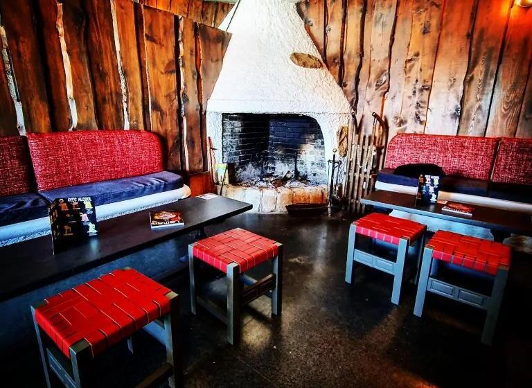 غرفة قياسية ثلاثية, Hôtel Bel Angle