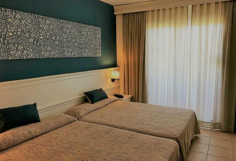 غرفة قياسية, Ohtels Cabogata