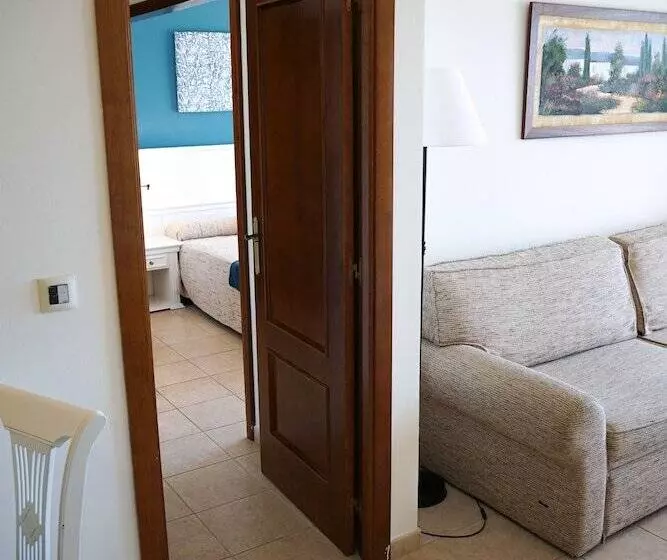 سوییت, Ohtels Cabogata