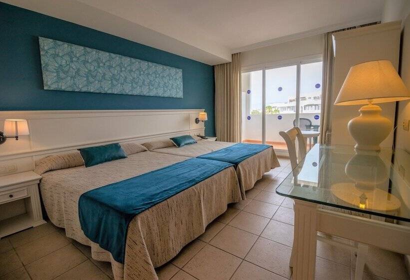 اتاق استاندارد سه نفره, Ohtels Cabogata