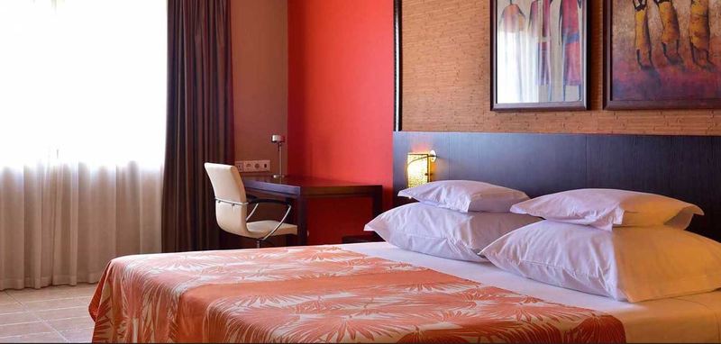 Одноместный Номер Вид на Бассейн, Pestana Tropico Ocean & City